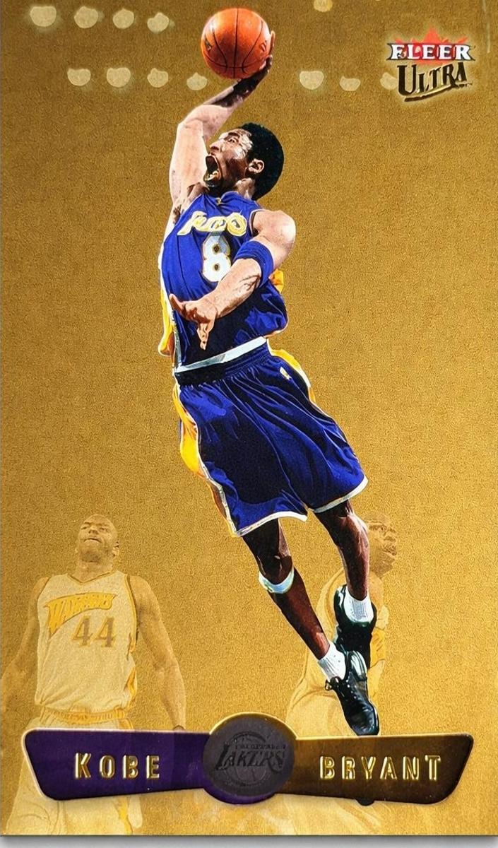 2001 Kobe Bryant [Gold Medallion] #26