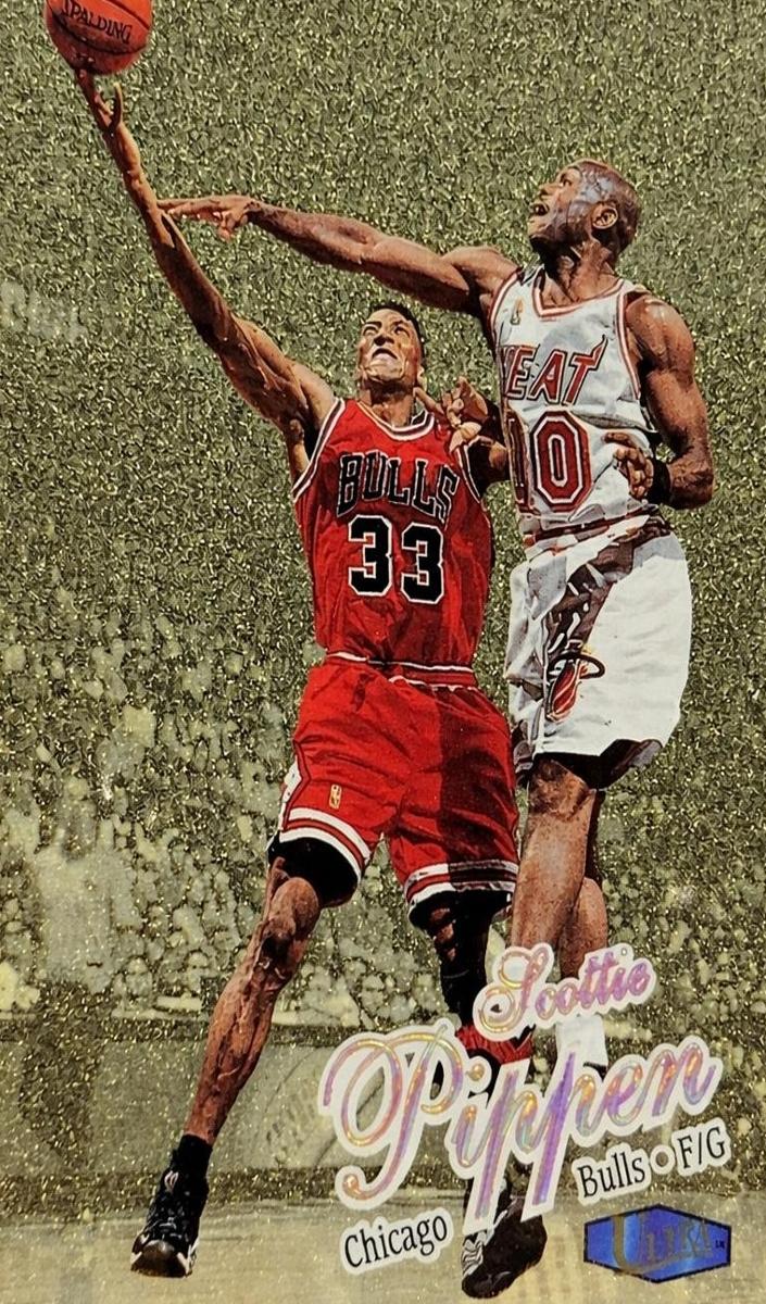 1997 Scottie Pippen [Gold Medallion] #55G