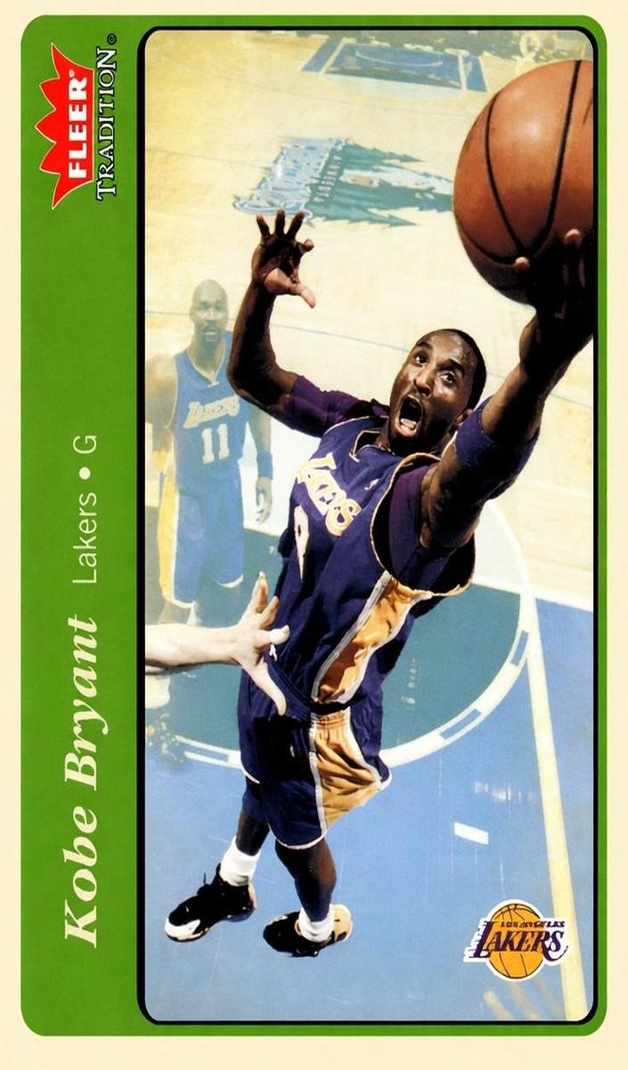 2004 Fleer Tradition Kobe Bryant [Green] #126 card