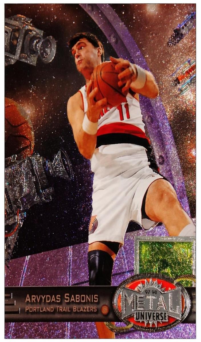 Arvydas Sabonis 1997 Metal Universe Basketball