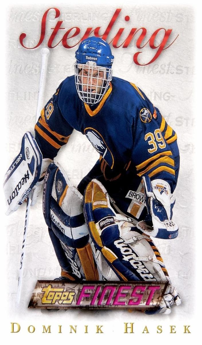 1995 Dominik Hasek [Refractor] #90