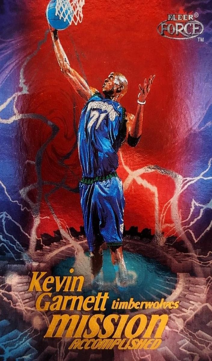 1999 Kevin Garnett #9 MA