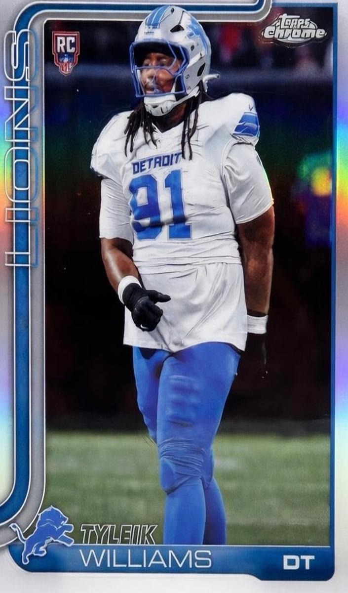 Tyleik Williams 2025 Topps Chrome Football card