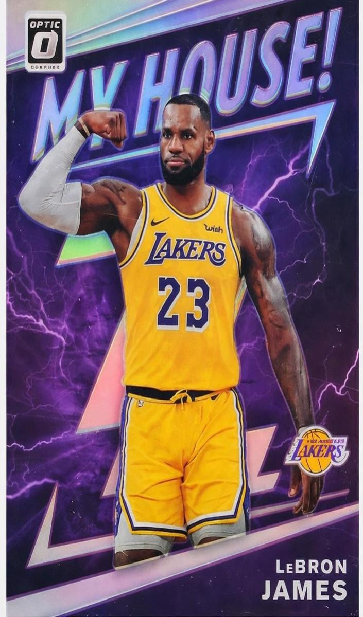 2019 LeBron James [Holo] #13