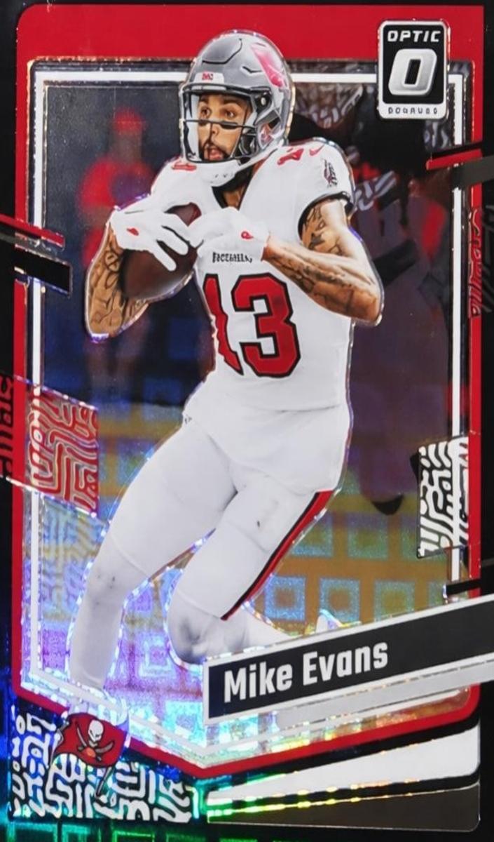 Mike Evans 2023 Donruss Optic Football card