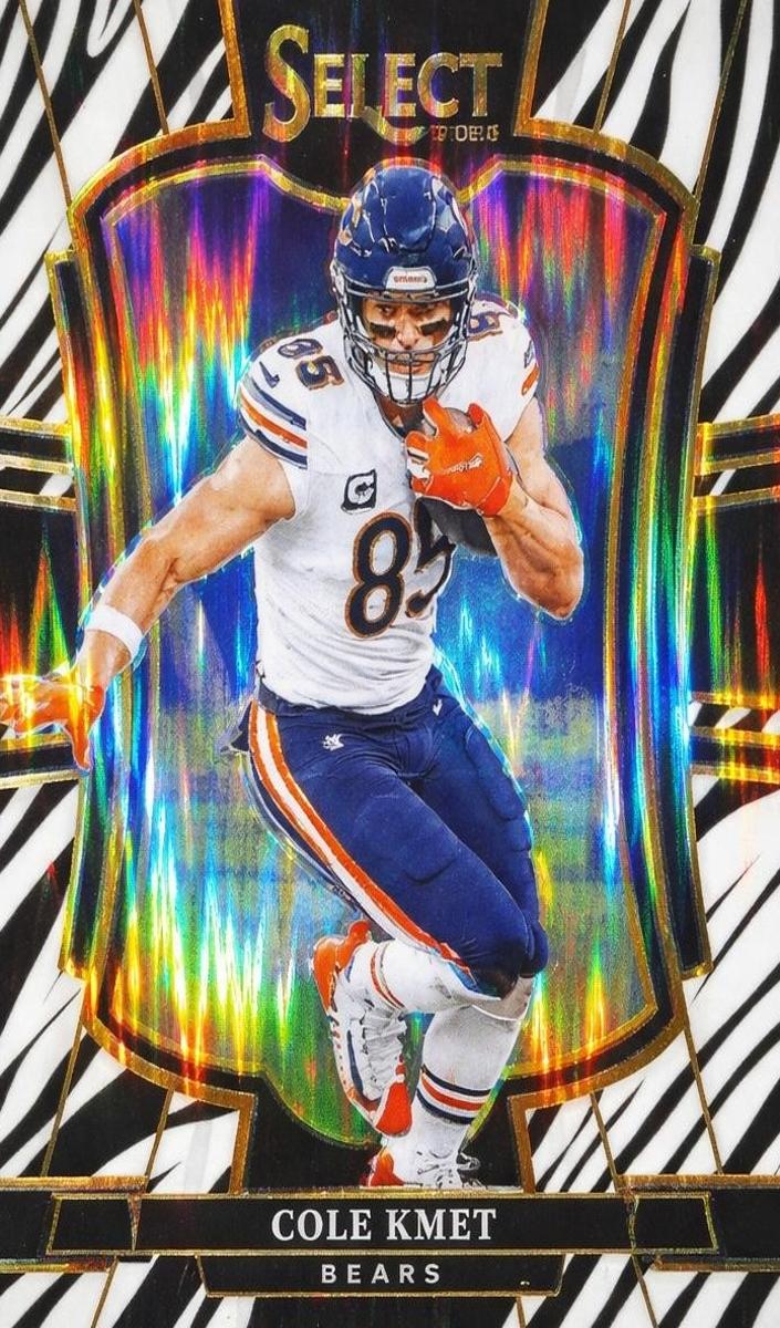 Cole Kmet 2025 Select Football card