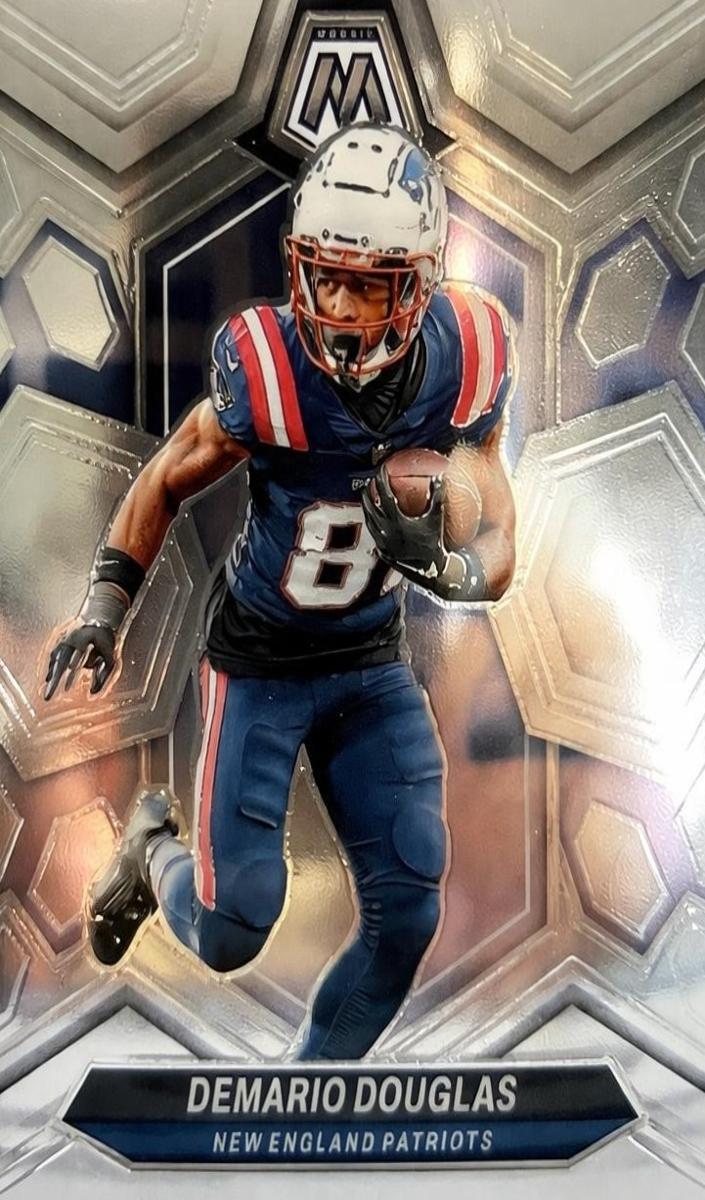 Demario Douglas 2024 Mosaic Football card