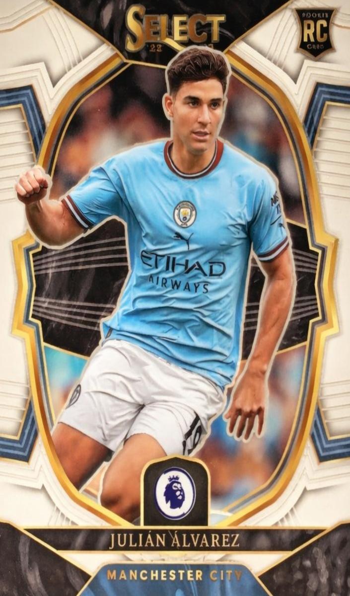 2022 Panini Select Premier League Julian Alvarez #62 card