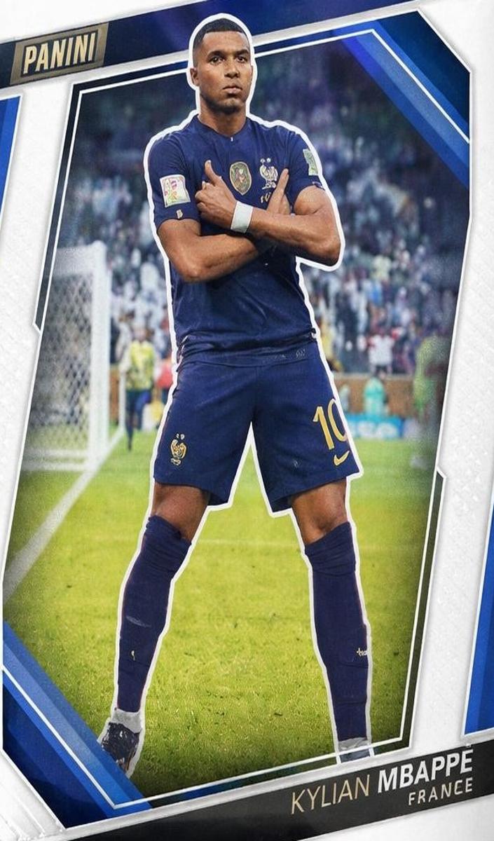 2023 Panini National Convention Gold VIP Kylian Mbappe #75 card