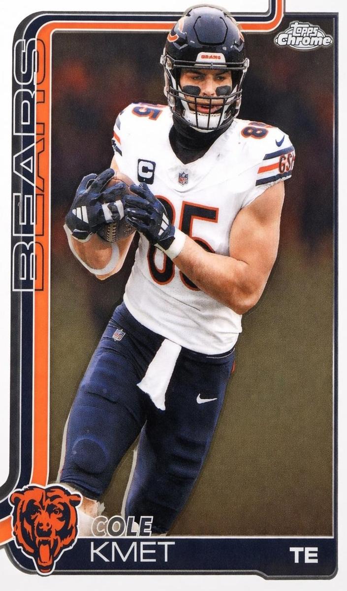 Cole Kmet 2025 Topps Chrome Football card