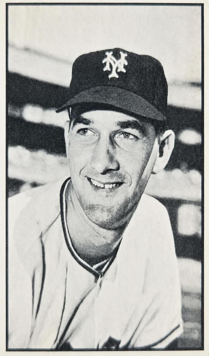 1953 Bowman B & W Larry Jansen #40 card