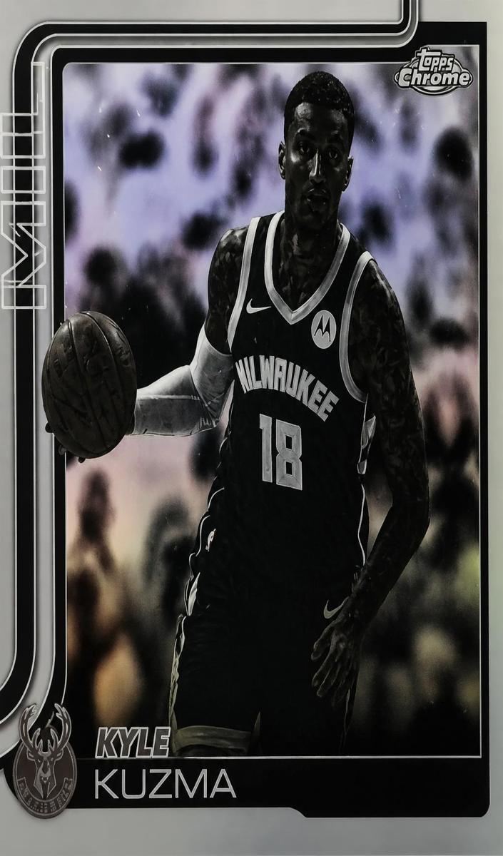 Kyle Kuzma 2025-26 Topps Chrome Basketball card