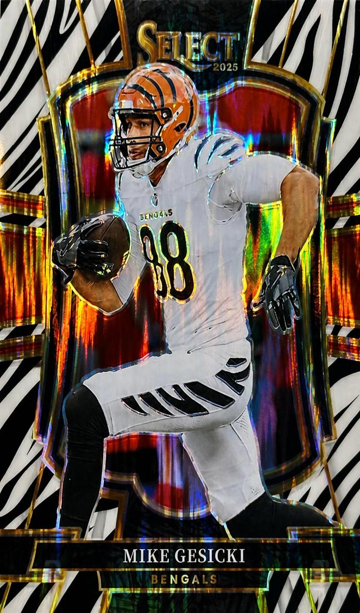 Mike Gesicki 2025 Select Football card