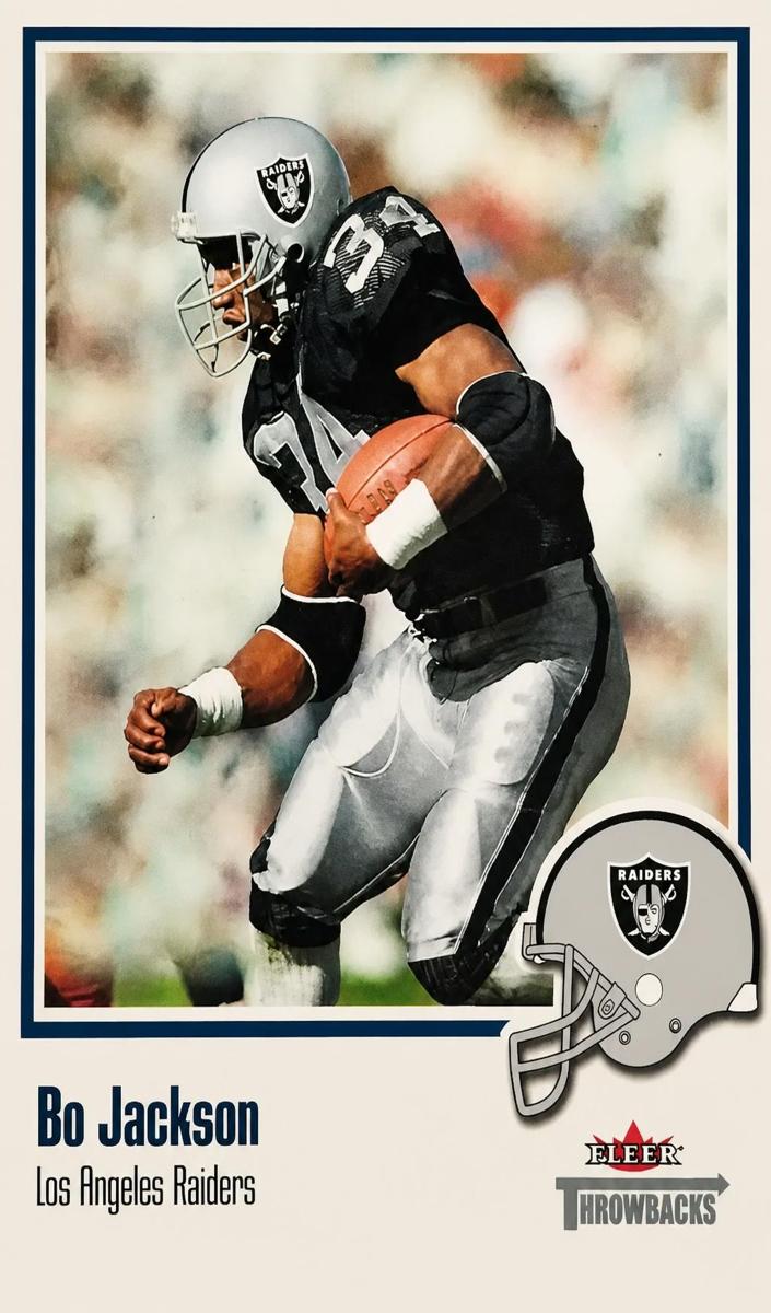 2002 Fleer Throwbacks Bo Jackson #9 card