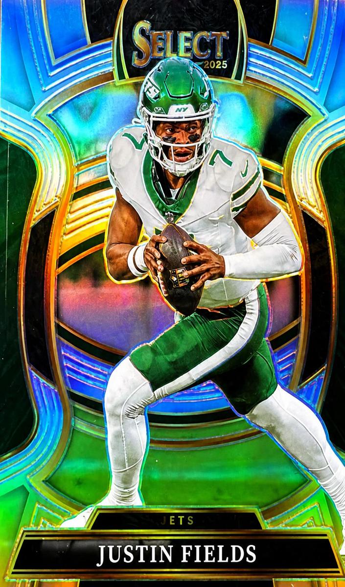 Justin Fields 2025 Select Football card