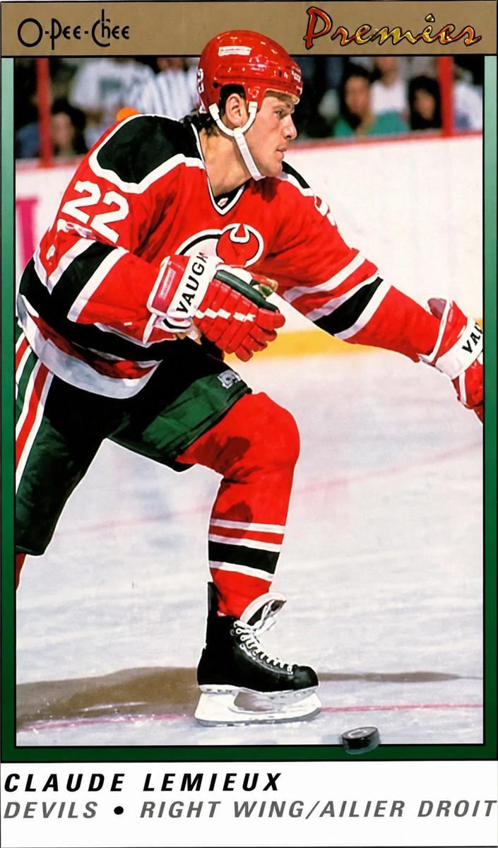1990 Claude Lemieux #62