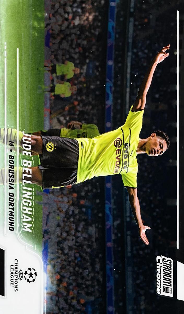2021 Topps Stadium Club Chrome UEFA Champions League Jude Bellingham #22 card