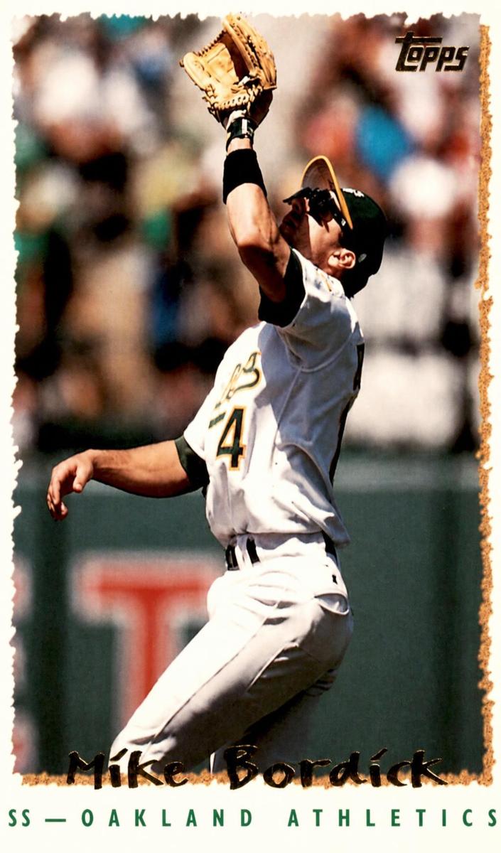 1995 Topps Mike Bordick #281 card
