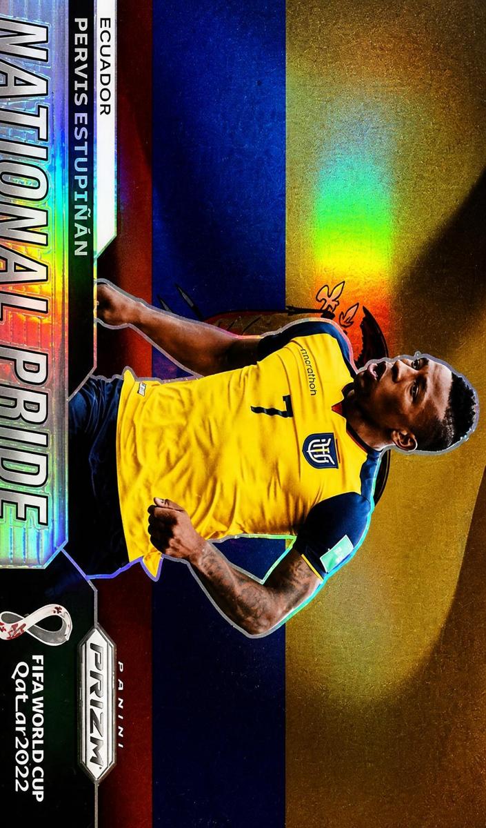 2022 Pervis Estupinan #8