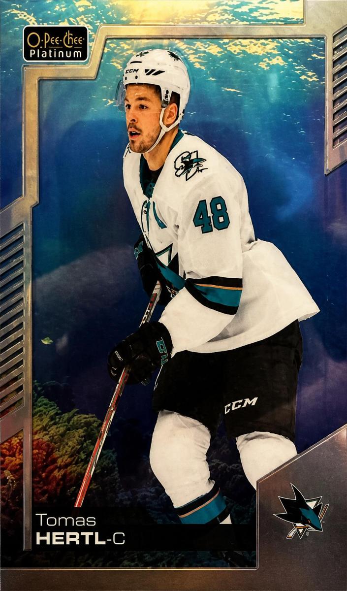 2020 O-Pee-Chee Platinum Tomas Hertl [Emerald Surge] #47 card