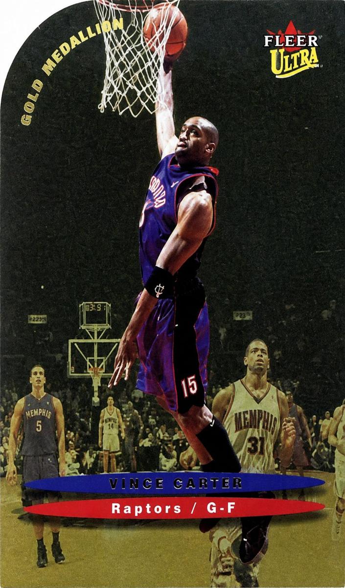2003 Vince Carter [Gold Medallion] #123