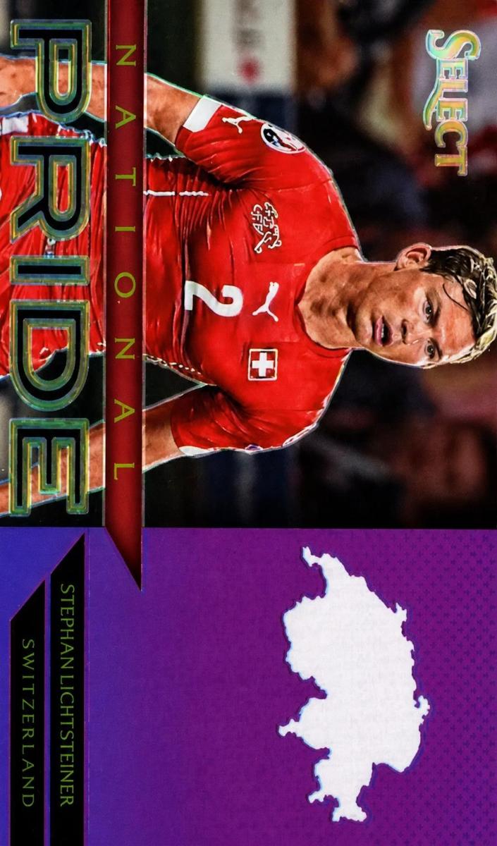 2015 Panini Select Stephan Lichtsteiner [Purple] #40 card