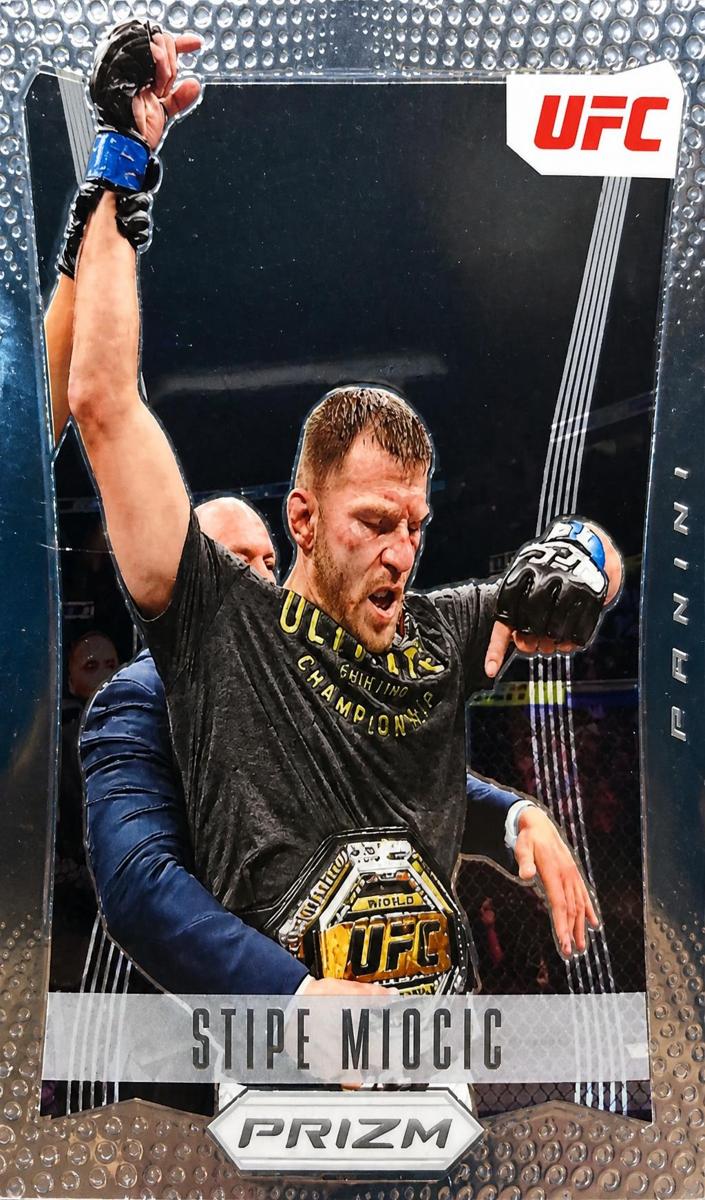 2022 Stipe Miocic #17