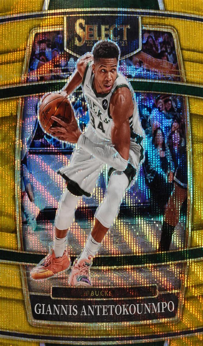 2021 Giannis Antetokounmpo [Gold Wave] #35