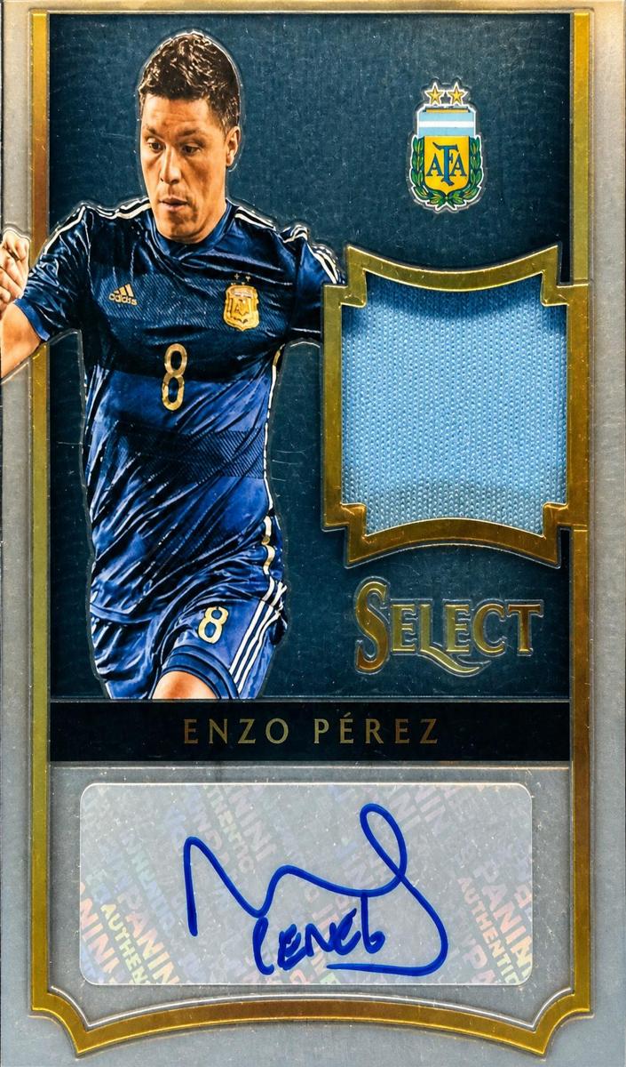 2015 Panini Select Enzo Perez [Red] #16 card