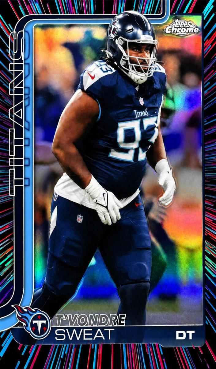T'Vondre Sweat 2025 Topps Chrome Football card