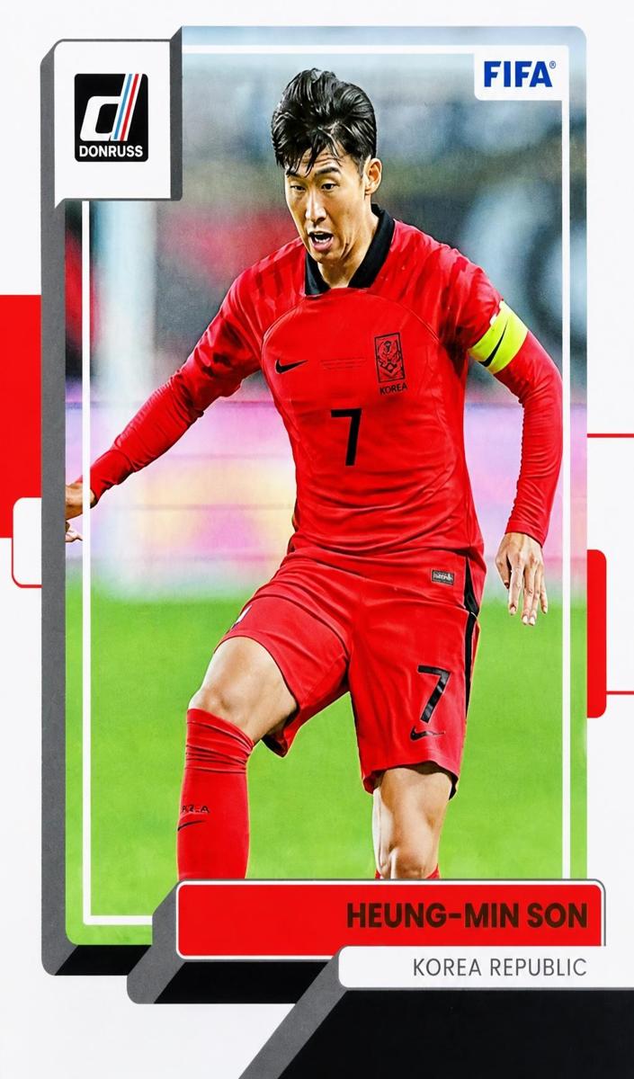 2022 Panini Donruss Heung-Min Son [Red] #70 card