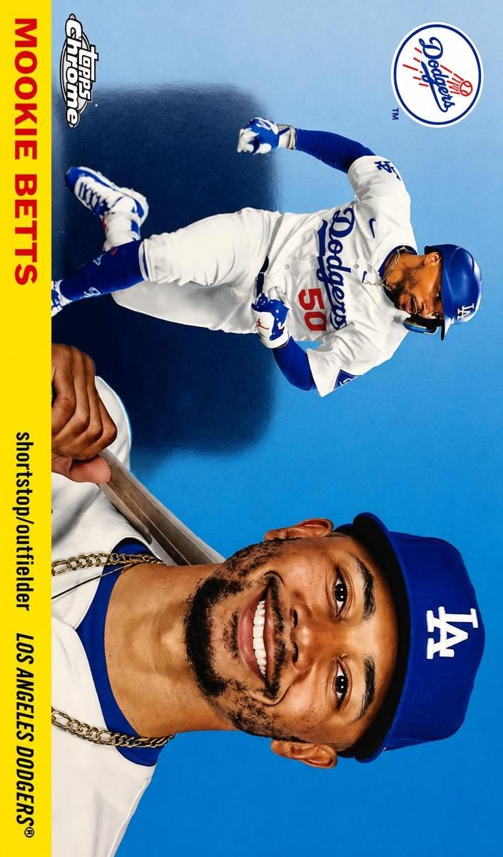Mookie Betts 2025 Chrome Platinum card