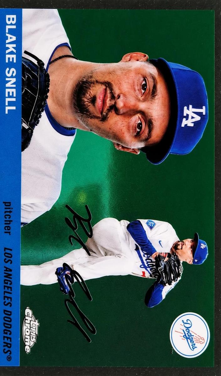2025 Topps Chrome Platinum Blake Snell [Blue Prism] #33 card