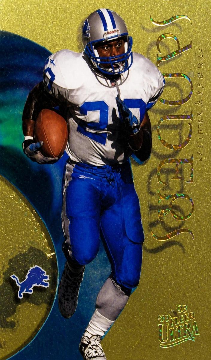 1999 Barry Sanders [Essential Credential Future] #30