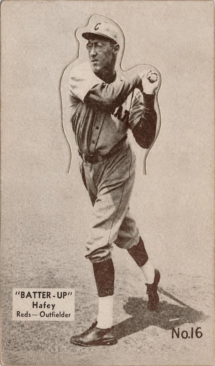 1934 R318 Batter-Up Chick Hafey #16 card
