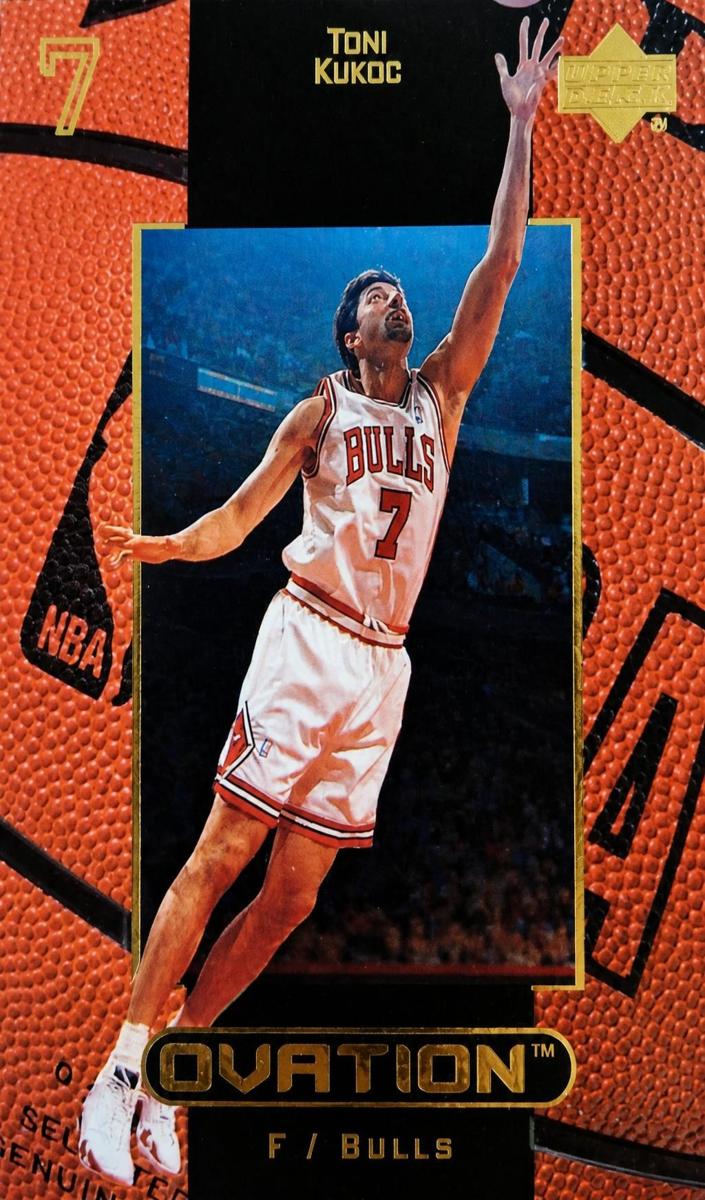 1999 Upper Deck Ovation Toni Kukoc #7 card