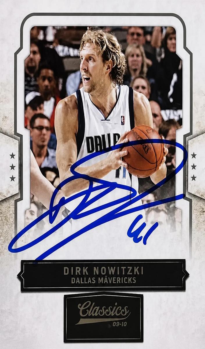 2009 Dirk Nowitzki [Autograph] #18