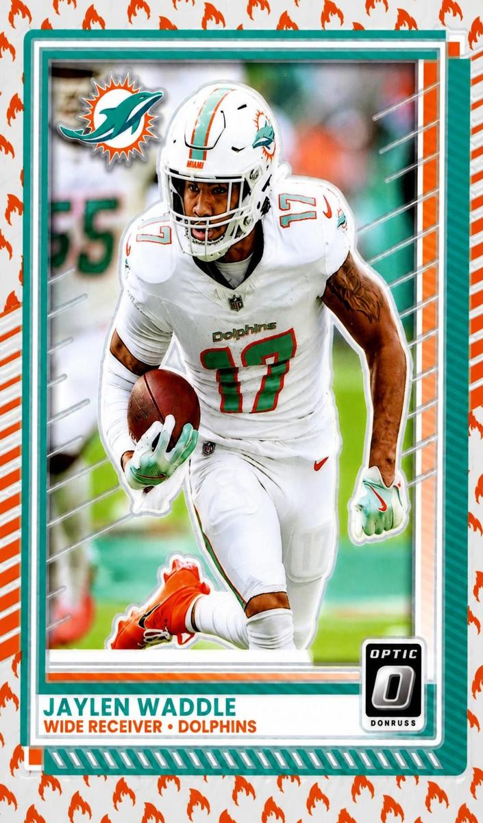 Jaylen Waddle 2025 Donruss Optic Football card