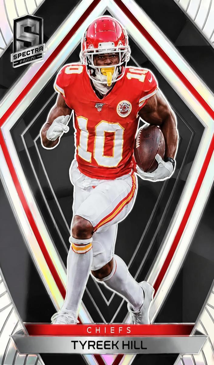 2020 Panini Spectra Tyreek Hill #83 card