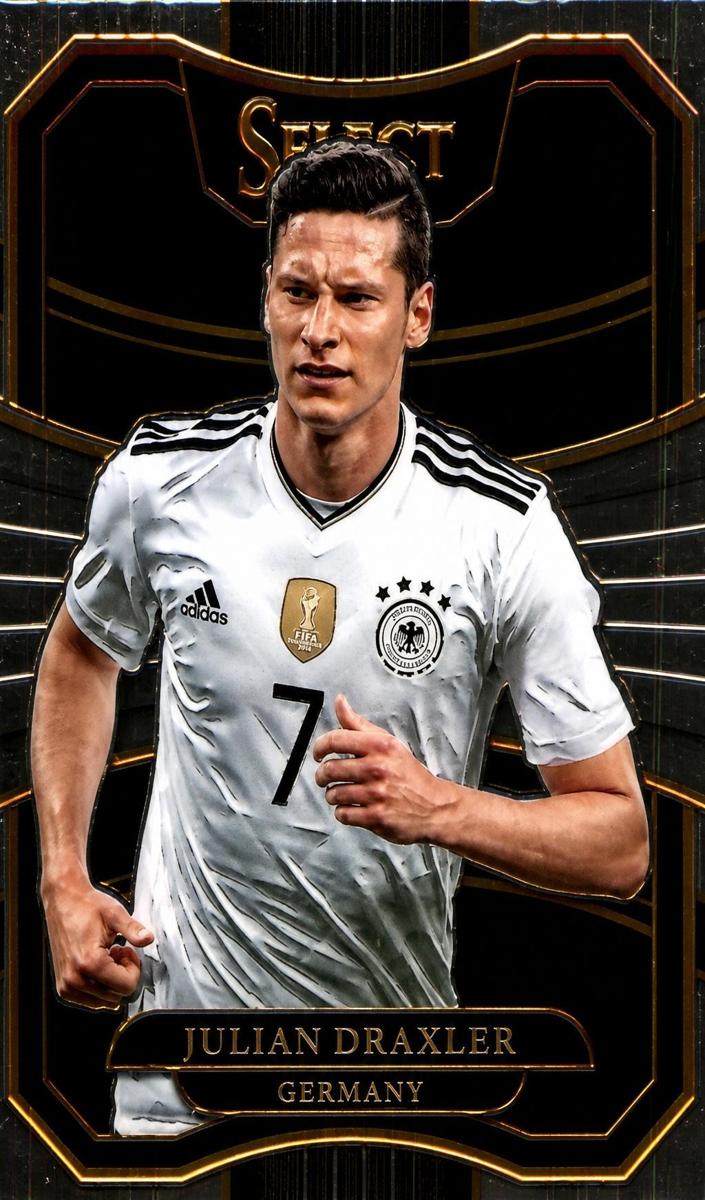 2017 Panini Select Julian Draxler [Gold] #2 card