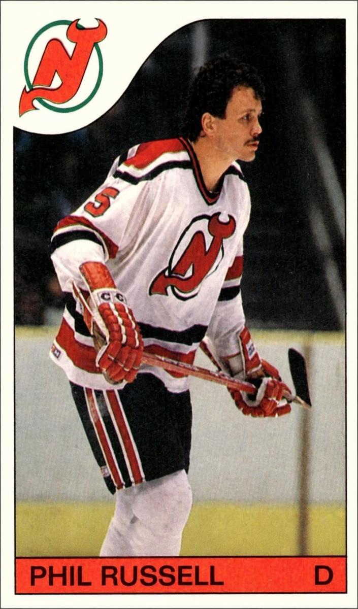 1985 O-Pee-Chee Phil Russell #30 card
