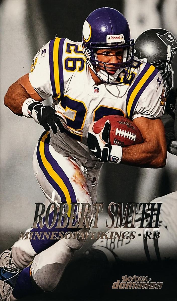 1999 Skybox Dominion Robert Smith #8 card