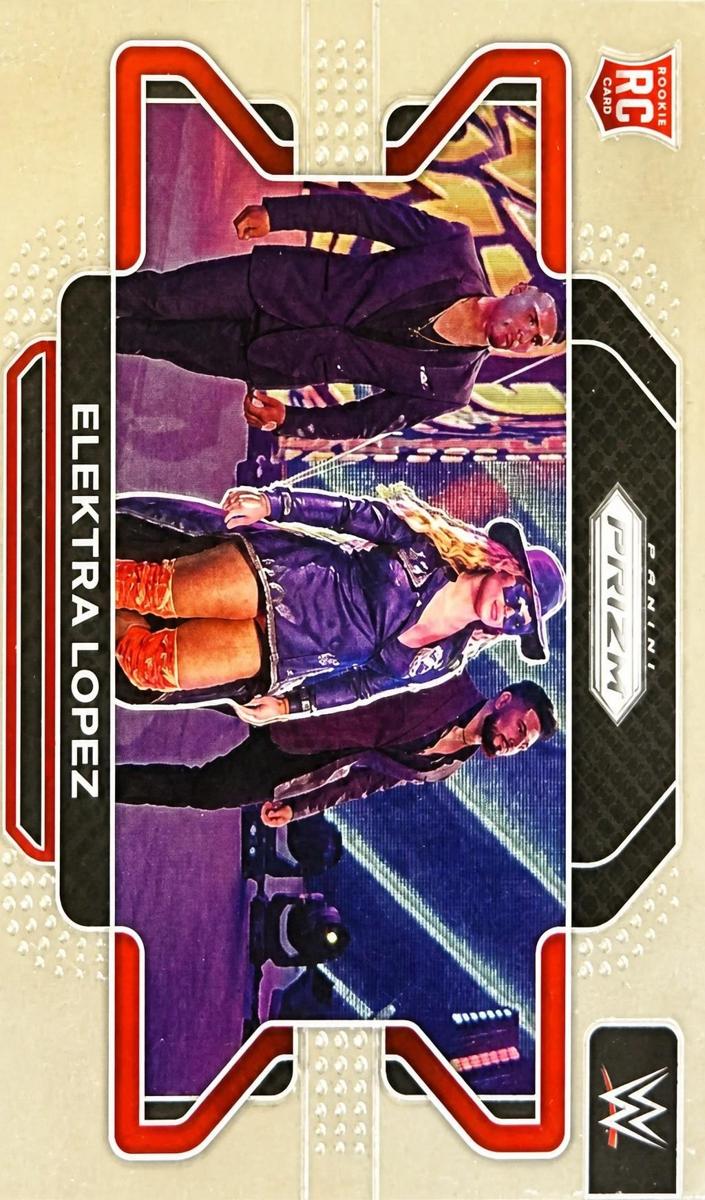 2022 Panini Prizm WWE Elektra Lopez #71 card