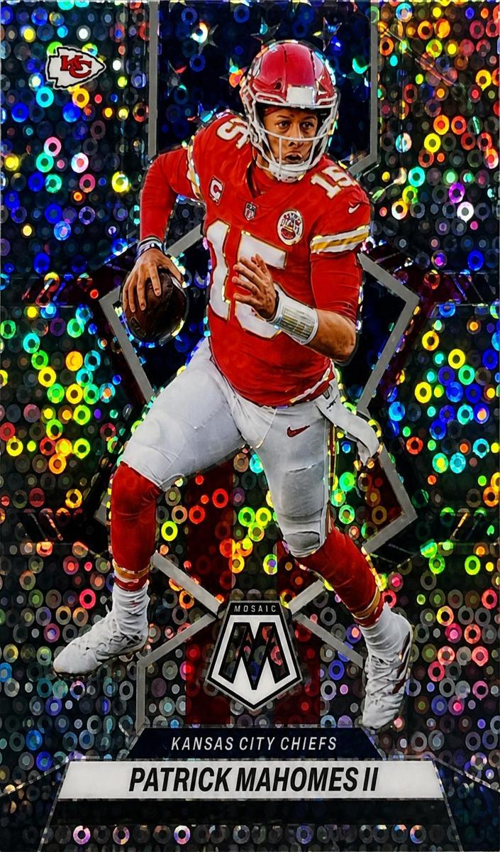 2022 Panini Mosaic Patrick Mahomes II [No Huddle Silver] #256 card