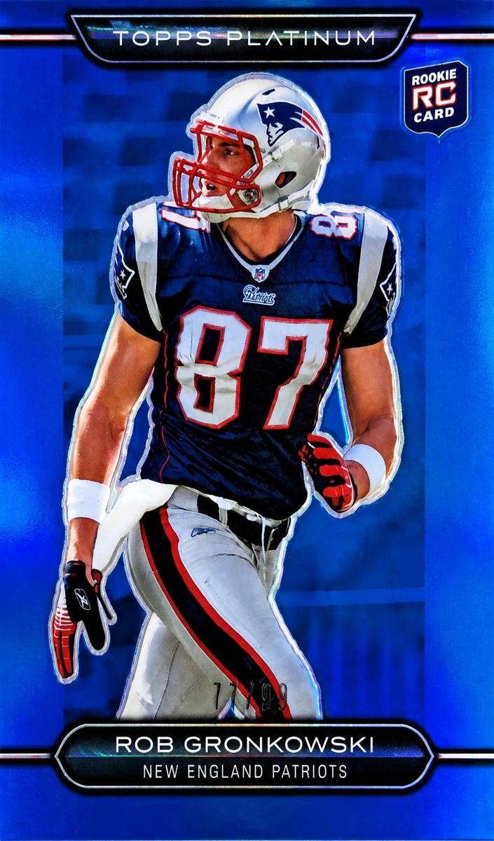 2010 Rob Gronkowski [Blue Refractor] #122