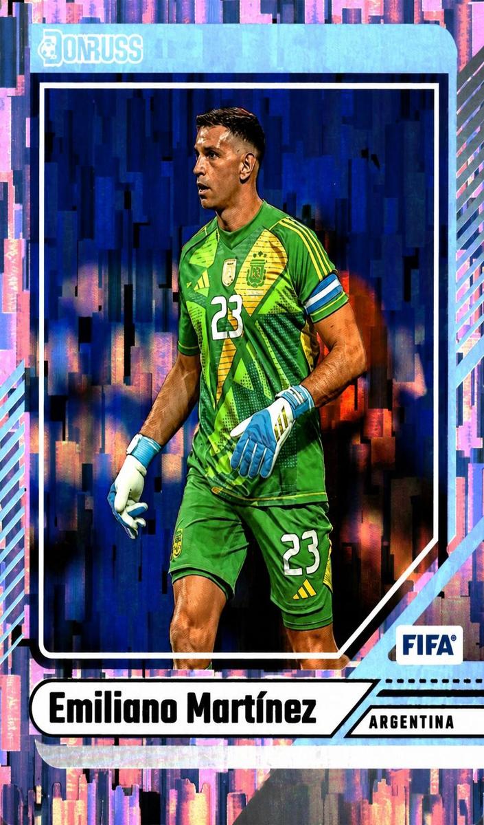 2024 Panini Donruss Emiliano Martinez [Silver] #76 card