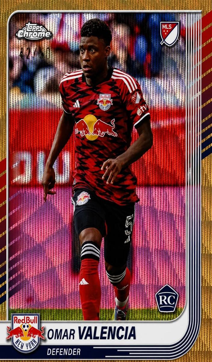 2025 Omar Valencia [Gold Wave Refractor] #94