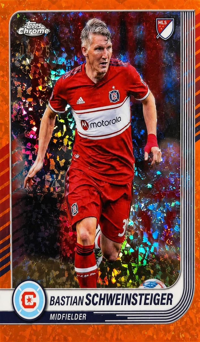2025 Bastian Schweinsteiger [Gold Mini-Diamonds Refractor] #65