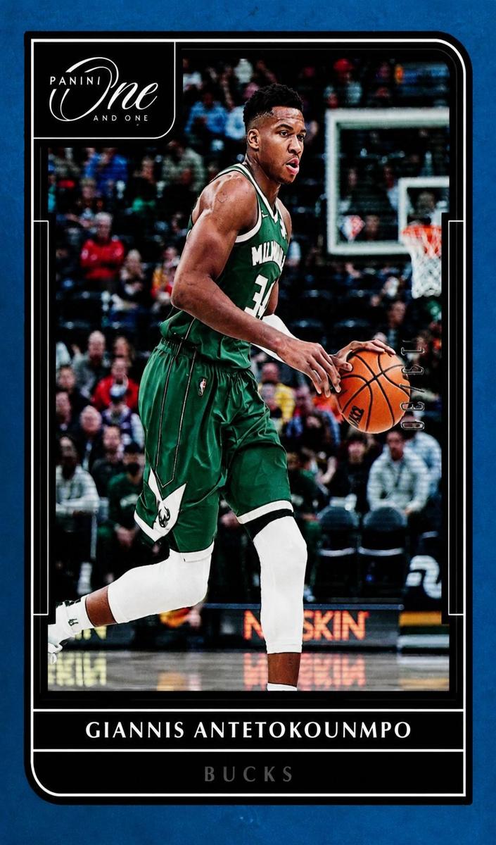 2021 Giannis Antetokounmpo [Blue] #15