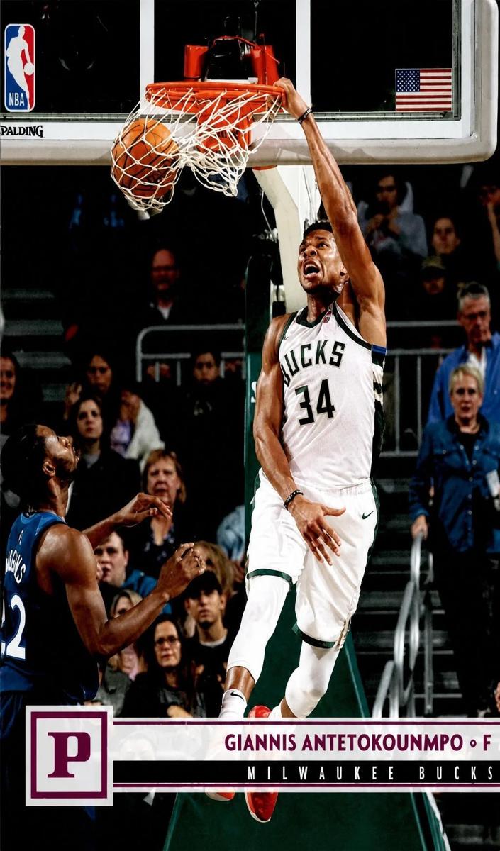 2019 Panini Chronicles Giannis Antetokounmpo [Pink] #125 card